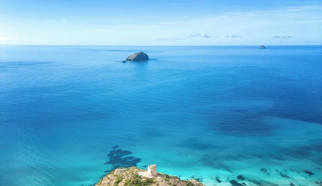 Casa Alla Torre : Stunning location Exceptional outdoors -Beach on your doorstep