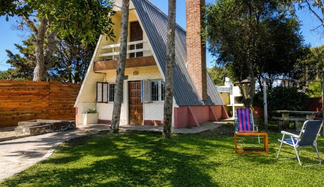 Casa Alpina Frente al Mar - Aguas Verdes