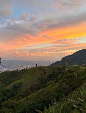 Casa Alta Colombia, ecolodge con vistas, Pereira