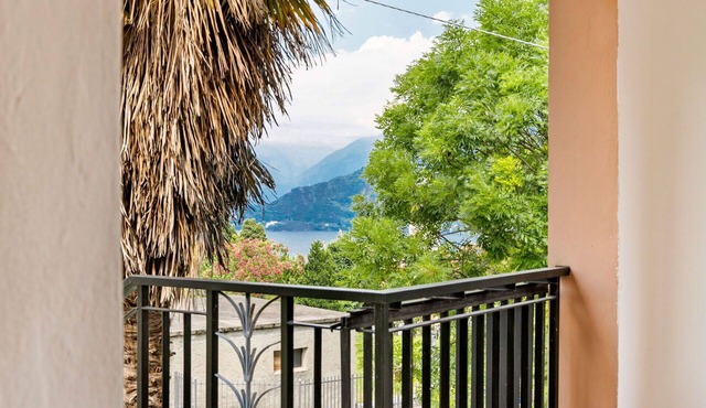 Casa Ambrogio, 3Br with Parking By Halldis