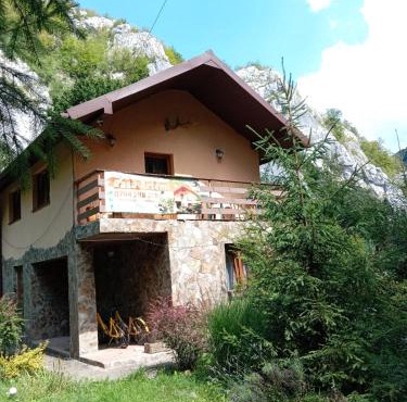 CASA ARTEMI