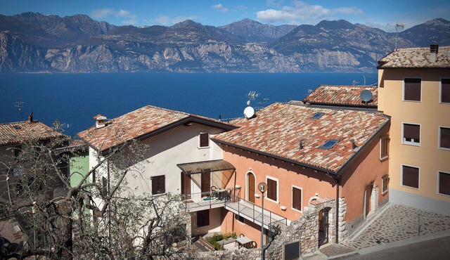 Casa Bacio-Apartment in the historic center of Cassone