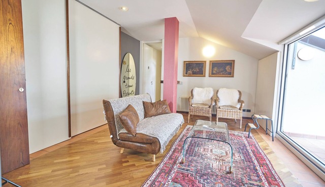 Casa Barbiano - Two Bedroom Apartment, Sleeps 4