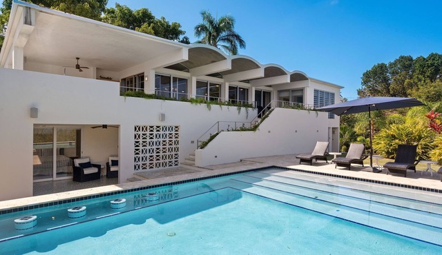 Casa Barrilito: A Modern Luxury Rental Home in a Secluded Neighborhood