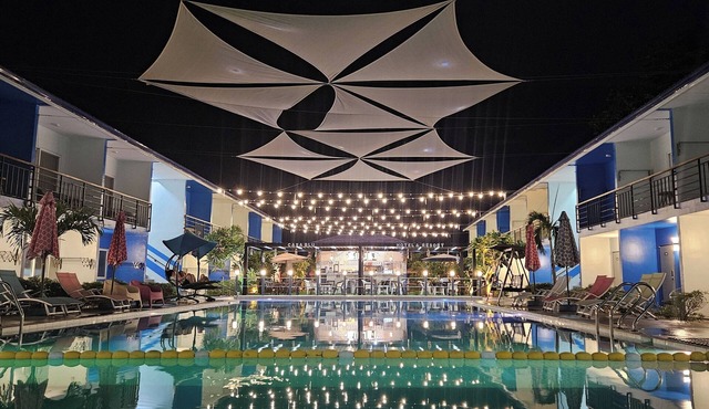 Casa Blu Hotel & Resort