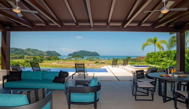 - Casa Blue Sail 6 bdr Ocean View - Family