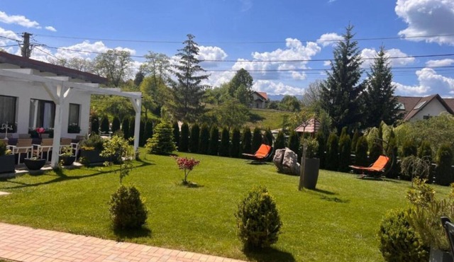 Casa Bucegi - 1 Queen BR 3