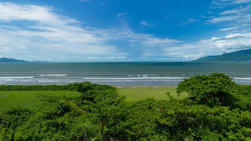 Casa c Churrasqueira perto da Praia das Palmeiras