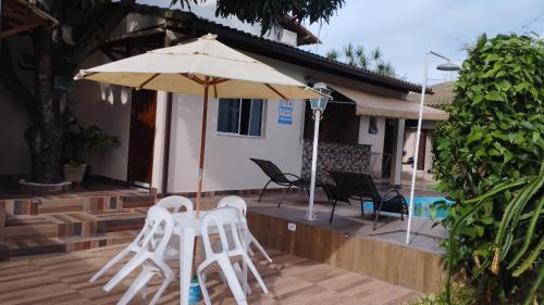 Casa c/Piscina e Área Gourmet, 5 min da praia.