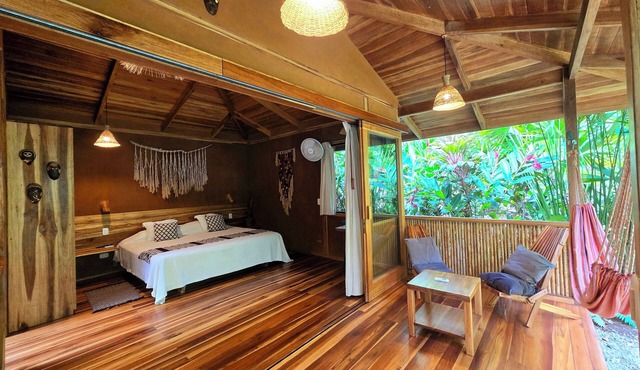 Casa Cabécar - Just 3 minutes from the beach!