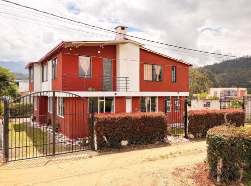 Casa Campestre Moderna Grande Parking Incluido