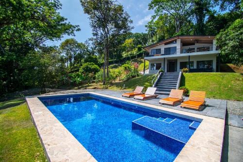 Casa Cascada NEW! Ocean View, Private Waterfall, Near Matapalo Beach!