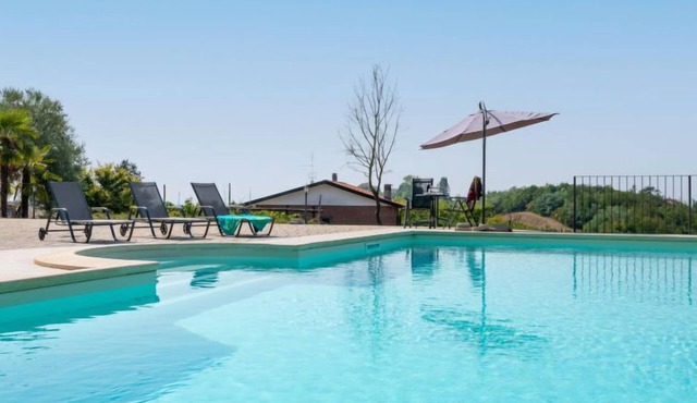 Casa Chiara (SIC400) by Interhome
