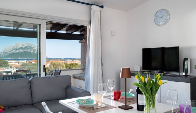 Casa Cindy - cozy coastal escape in Porto San Paolo