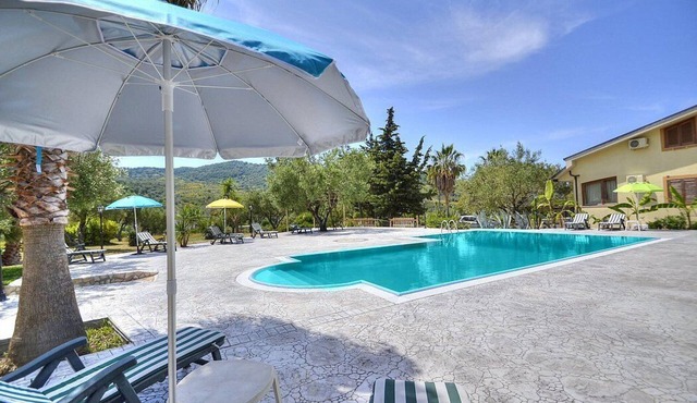 Casa Clelia D: A bright and sunny apartment.
