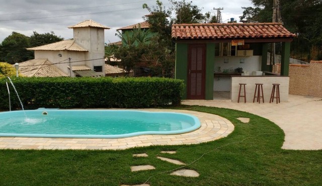Casa com 4 Suítes e Piscina em Búzios