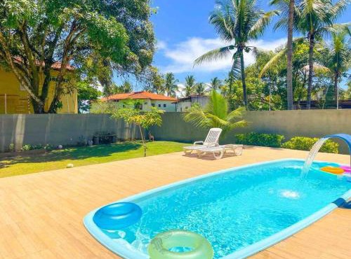 Casa com 5 quartos e vista para o mar a 170m da praia