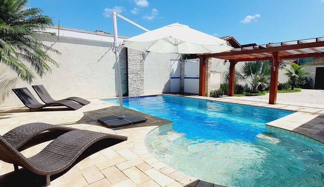 Casa com 6 Suites Praia dos Sonhos