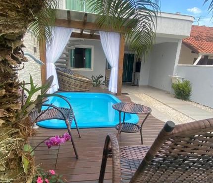Casa com piscina