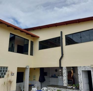 Casa com Piscina