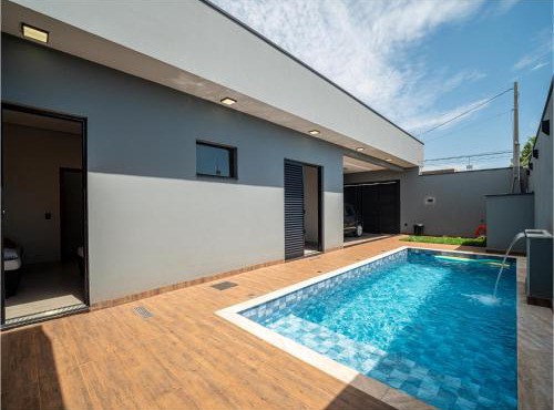 Casa com Piscina, Wi-Fi e Garagem