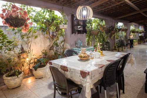 Casa com Varanda, Quintal e Churrasqueira em Bonito PE