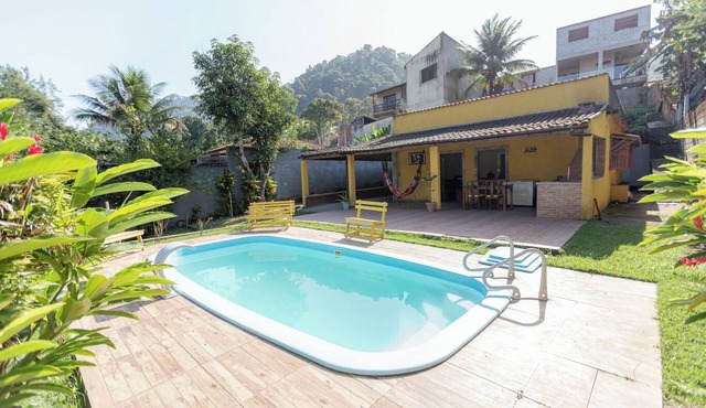 Casa com WiFi em Morro do Moreno, Angra dos Reis