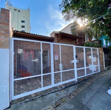 Casa completa 3/4 com suite