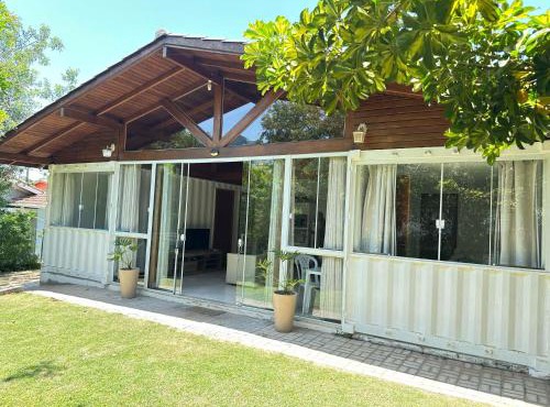 Casa Container perto da Praia TJ3949