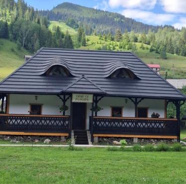 Casa cu Poveste