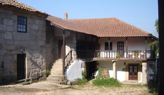 Casa da Varanda/Quinta de Santa Isabel - Two-Bedroom Apartment