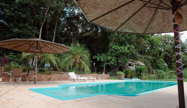 Casa de Campo com Piscina e lazer em Cascavel/PR