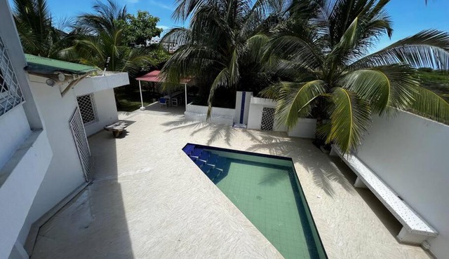 Casa de playa Villa Bonita 4 habitaciones capacidad 12 personas Playa piscina jardines kiosco A 15 minutos de Cartagena
