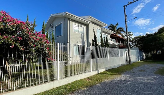 Casa de Praia Guarda do Embaú