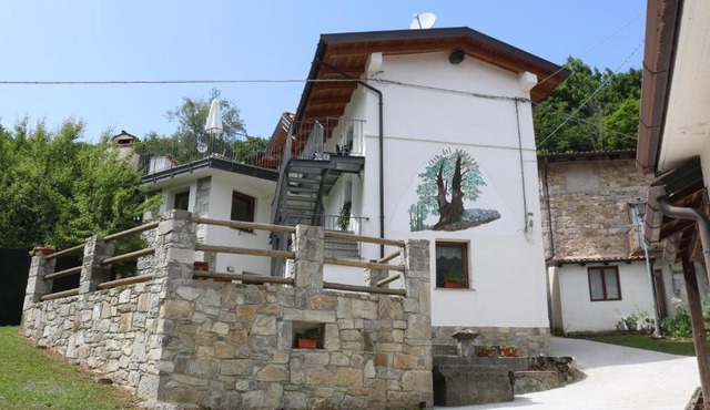 Casa del Castagno