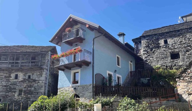 CASA DEL CIOS calda e intima casetta immersa nel verde delle montagne