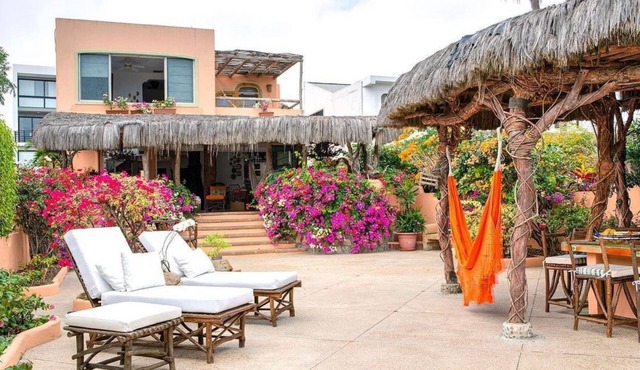 Casa del Mar - Escape from Reality - Punta Blanca, Ecuador