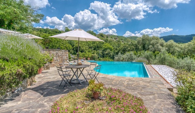 Casa Di Quercia - Five Bedroom Villa, Sleeps 10