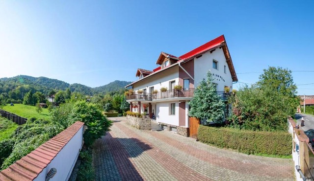 Casa Din Noua