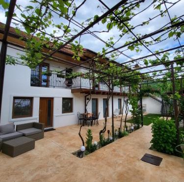 CASA DIN SAT