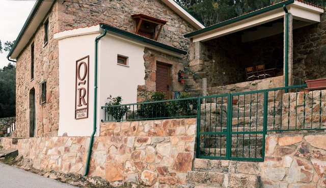 Casa do Caseiro by Quinta de Recião