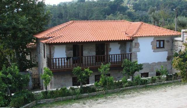 Casa do Outeiro da Ribeira