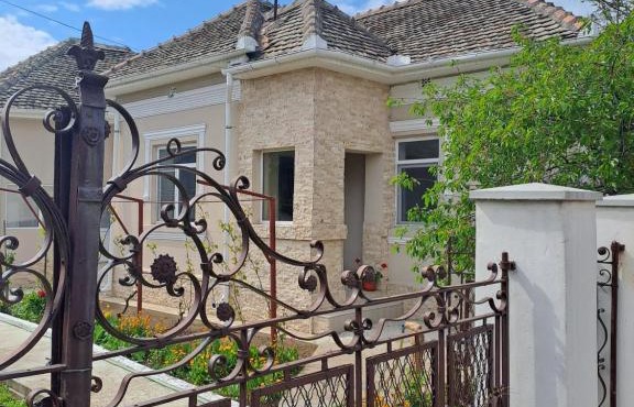 Casa Dragos