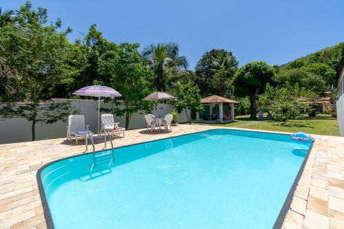 Casa em Angra com Piscina e Descida para Jet Ski