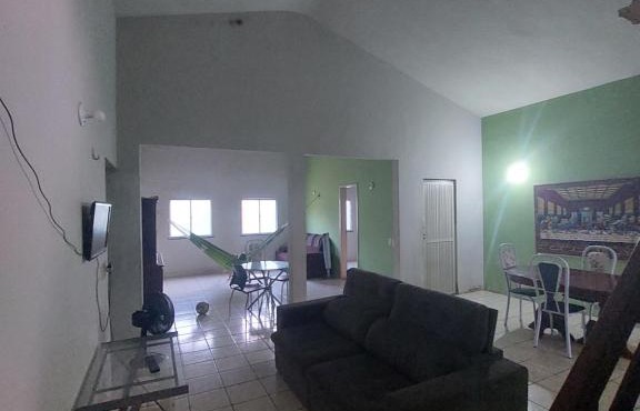CASA EM.IPARANA CE