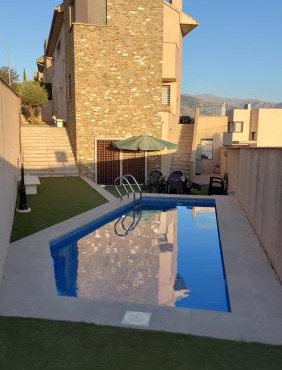 Casa en Granada zona residencial El Serrallo