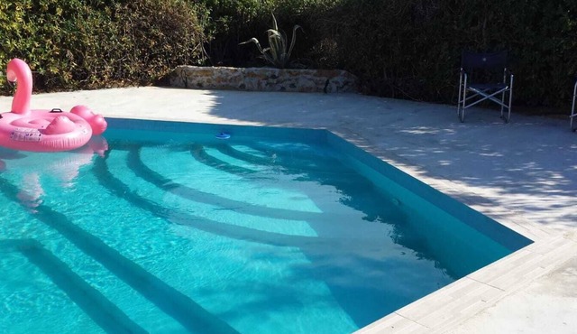Casa Florelli apartment in villa with swimming pool