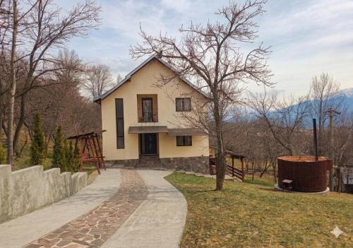 Casa Fluțar