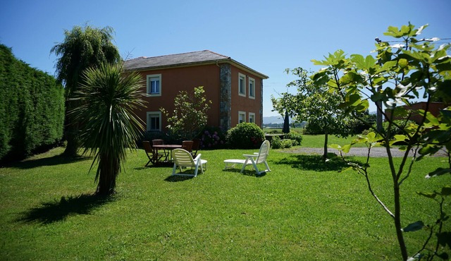 CASA GAYOL APARTMENT, NEAR THE PORCÍA BEACH