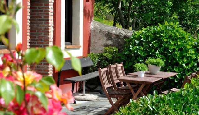 Casa Generosa! Located in Tresgrandas (Llanes), between the sea and the mountains,